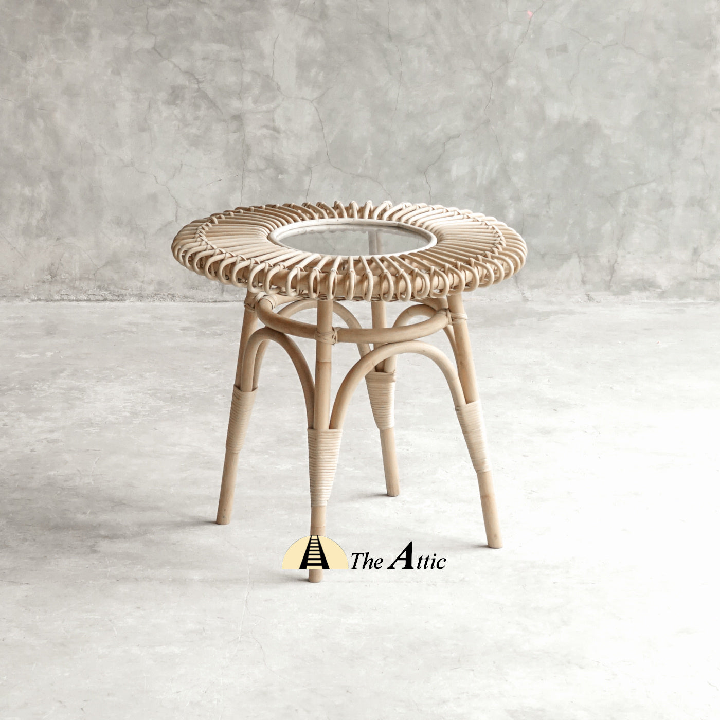 Round coffee on sale table rattan