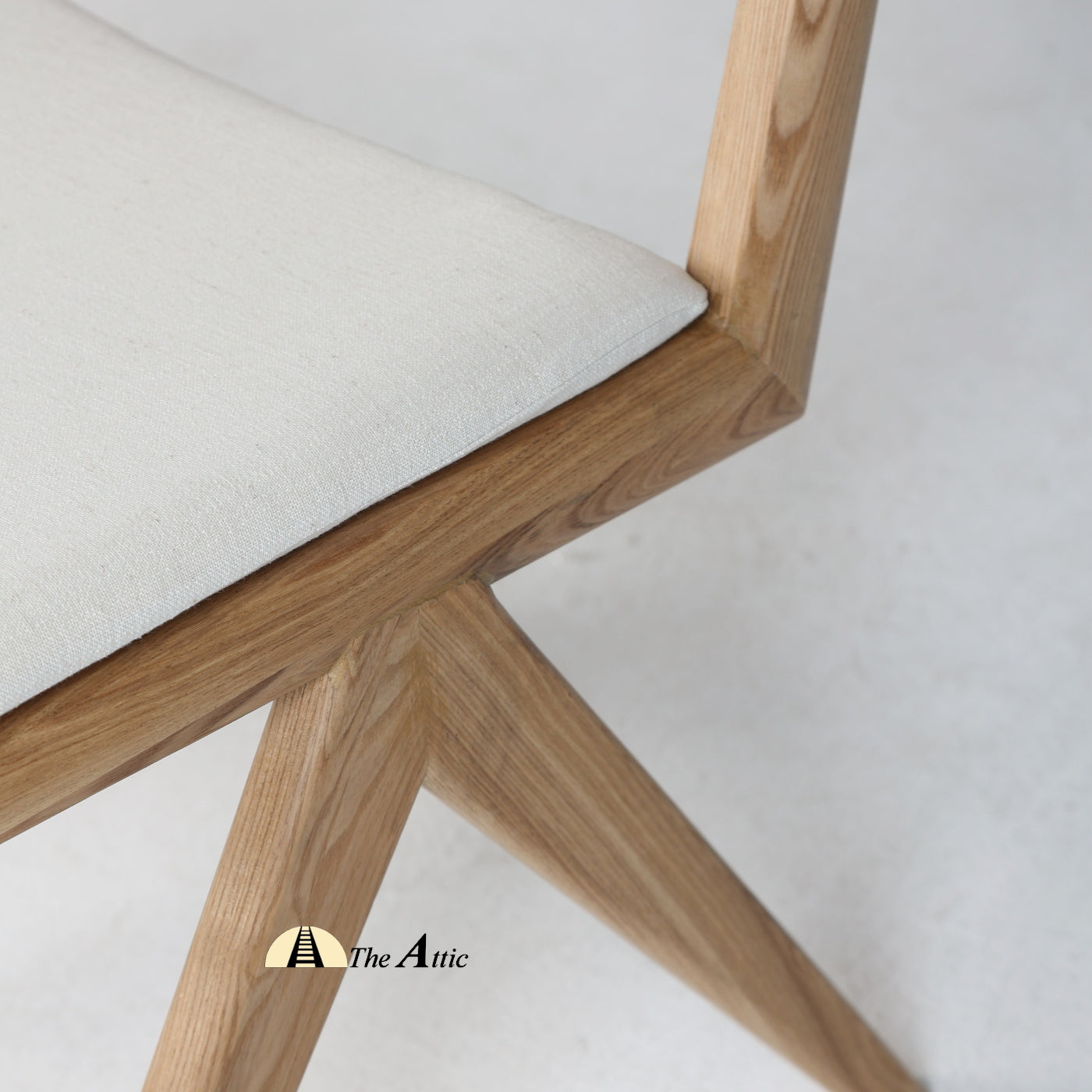 Ohio Dining Chair, with Cushioned Backrest and Seat - The Attic Dubai