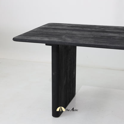 Saga Mango Wood Dining Table - The Attic Dubai