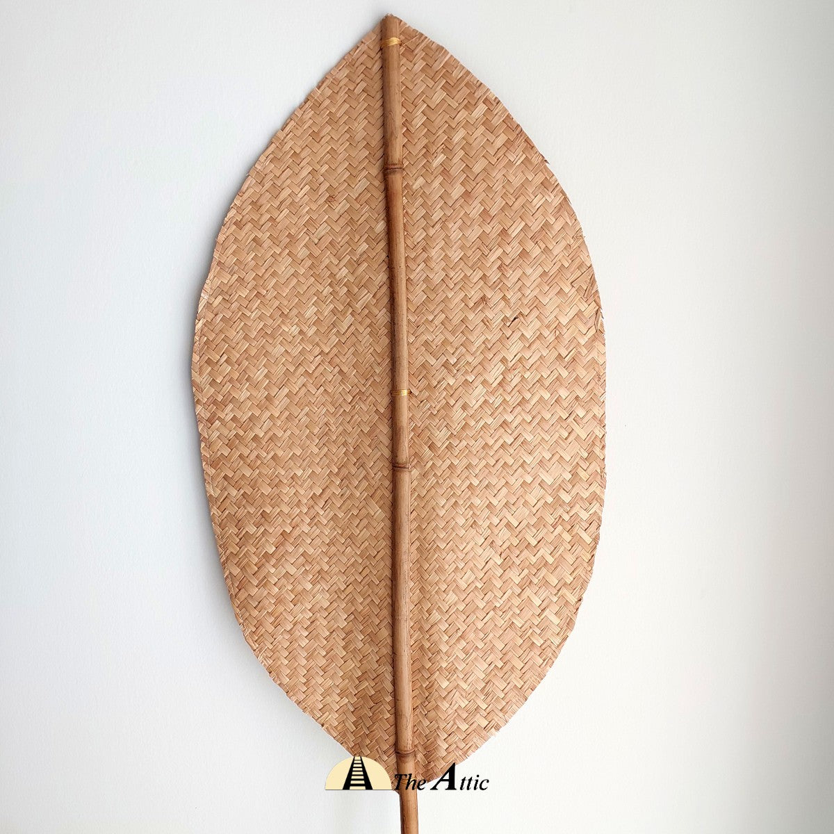 Woven Seagrass Leaf Décor, Bohemian Boho Tropical Deco, Dried decorative leaves - The Attic Dubai