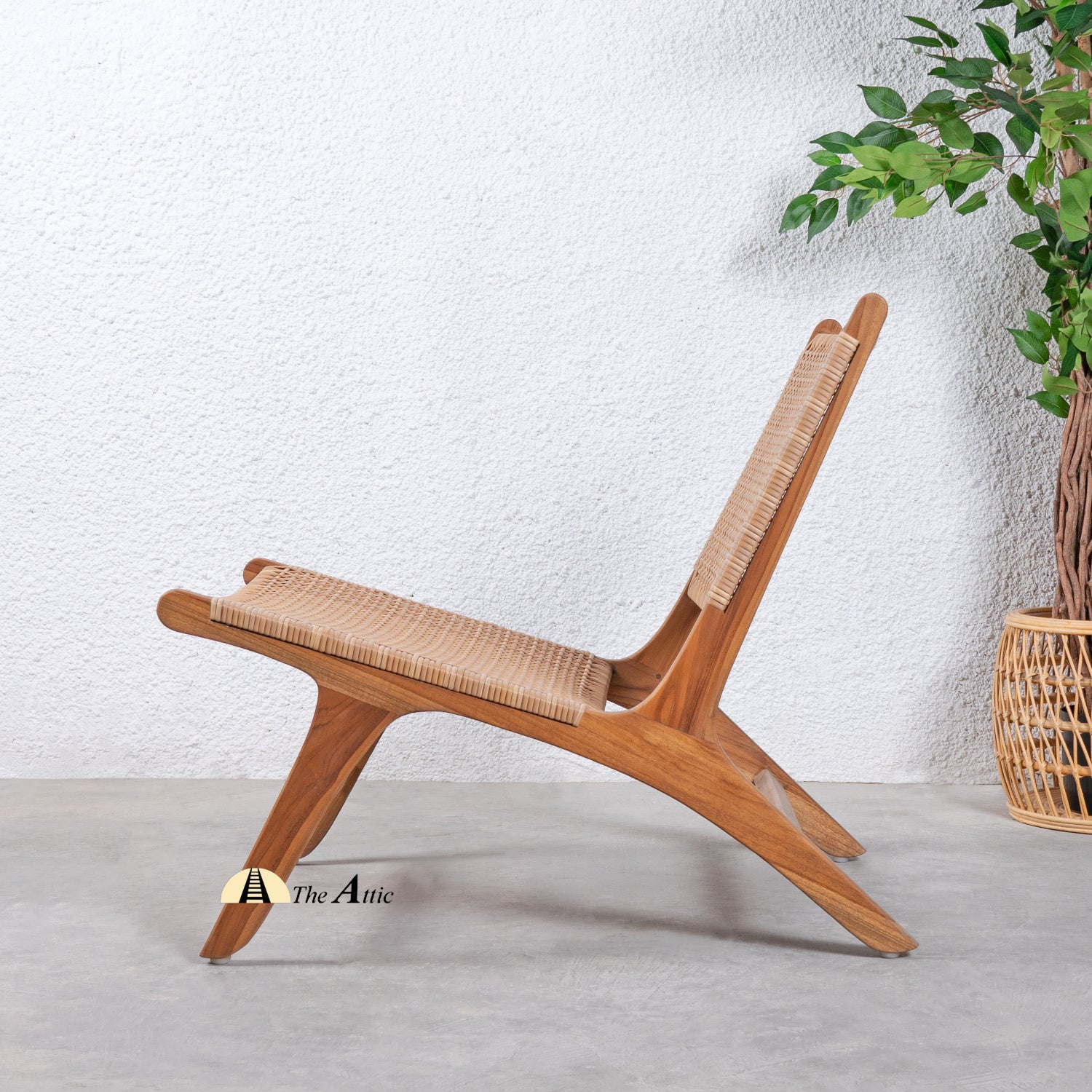 Kanha Kanha All-Weather Rattan & Teak Lounge Chair ; Synthetic Rattan Wicker Furniture; Outdoor rattan furniture - TheAtticDubai.com